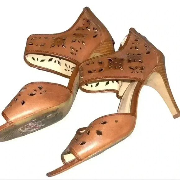 FRANCO SARTO LEATHER ANKLE STRAP SANDALS - Picture 5 of 9